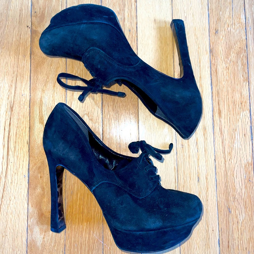 GUESS Black Suede Lace Up Platform Heels, Size 8.5